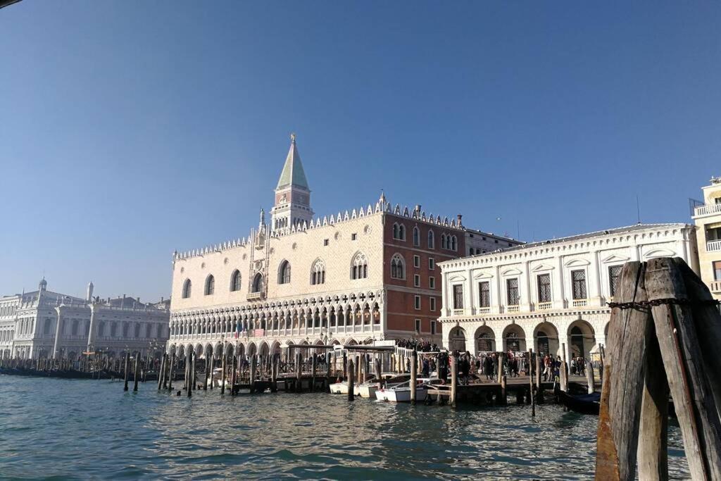 Venezianischer Palazzo Mit Kostenlosen Wlan Naehe Markusplatz מראה חיצוני תמונה